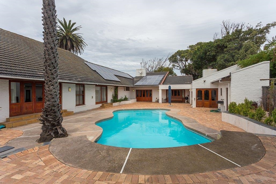 To Let 5 Bedroom Property for Rent in Milnerton Western Cape